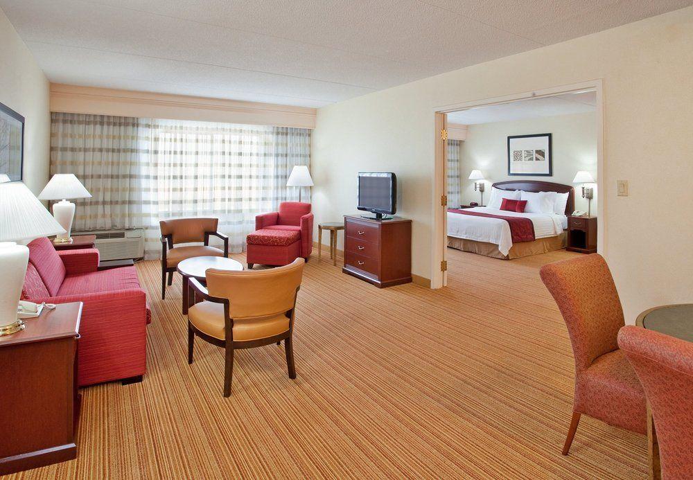 Courtyard By Marriott Toronto Mississauga/Meadowvale Otel Dış mekan fotoğraf
