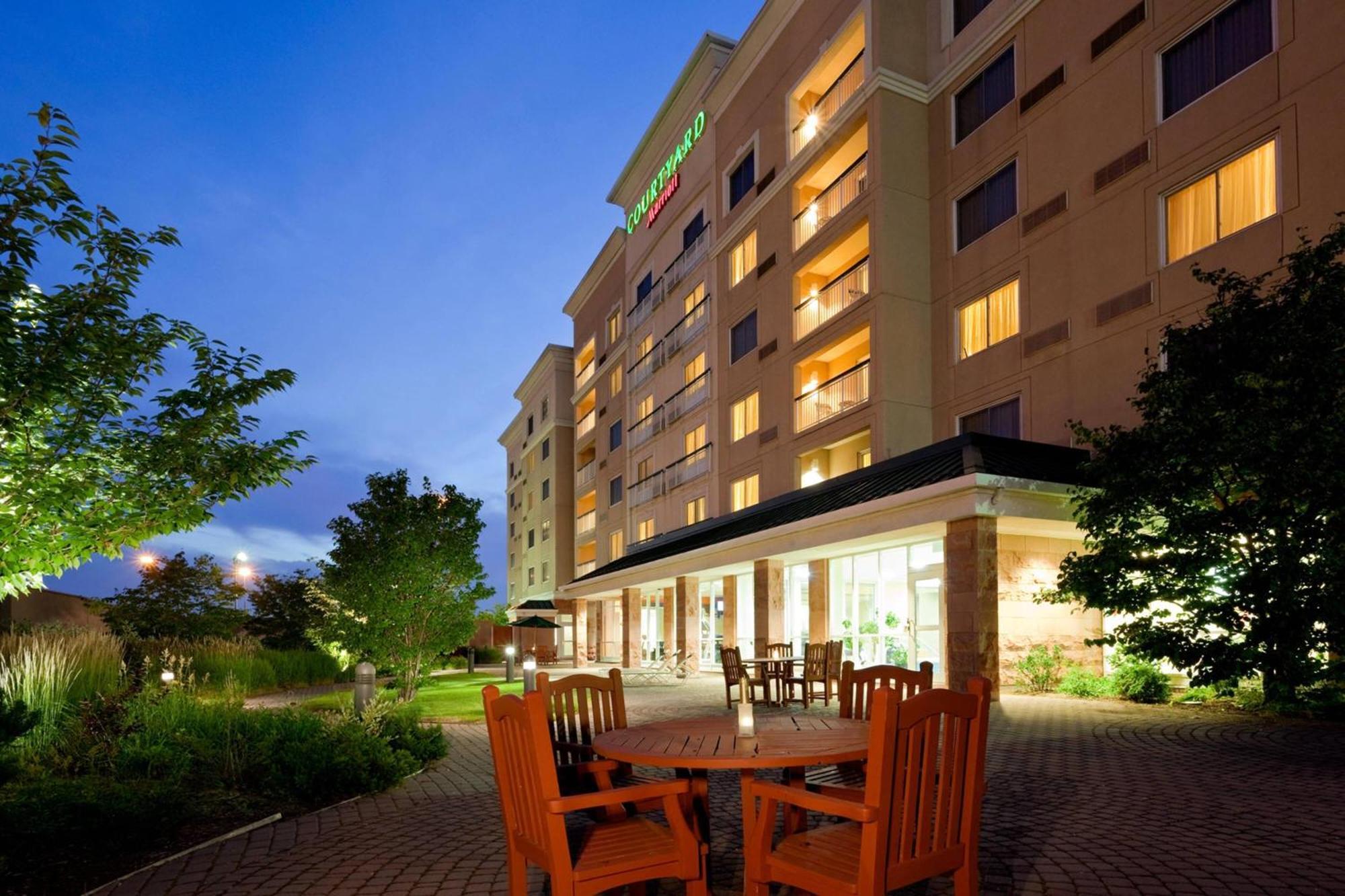 Courtyard By Marriott Toronto Mississauga/Meadowvale Otel Dış mekan fotoğraf